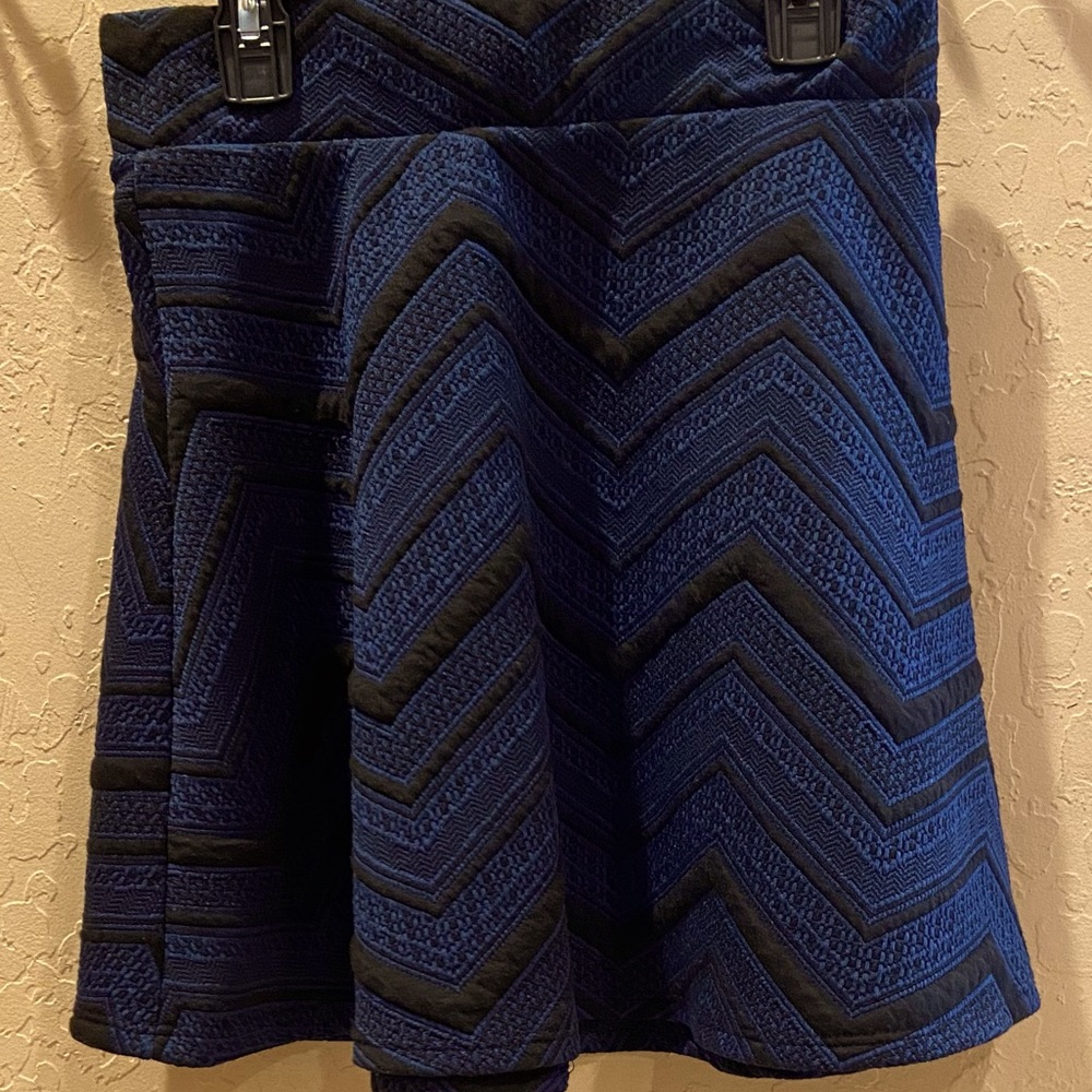Stoosh Size Small Black and Blue Skater Skirt